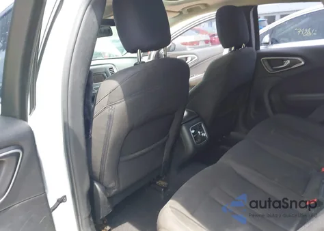 2015 Chrysler 200 Limited из США, поврежденный, VIN 1C3CCCAB1FN559353